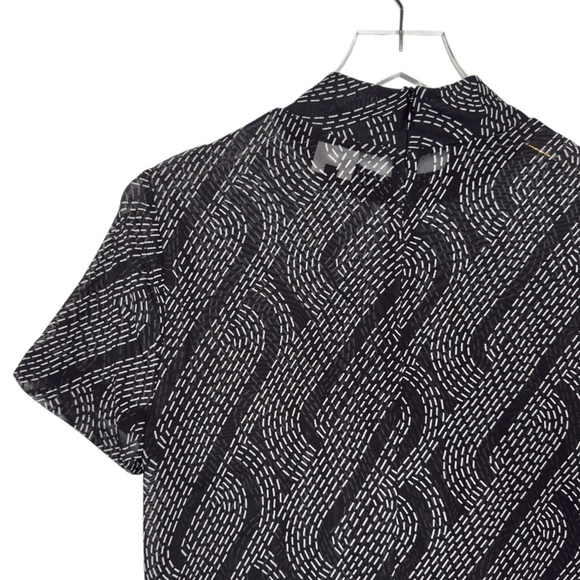 Cabi #4541 Deco Black and Gray Turtleneck Women’s Short Sleeve Mesh Top Sz M - Picture 12 of 13